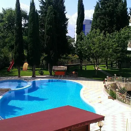 Apartcomplex Ritza Aparthotel 4*