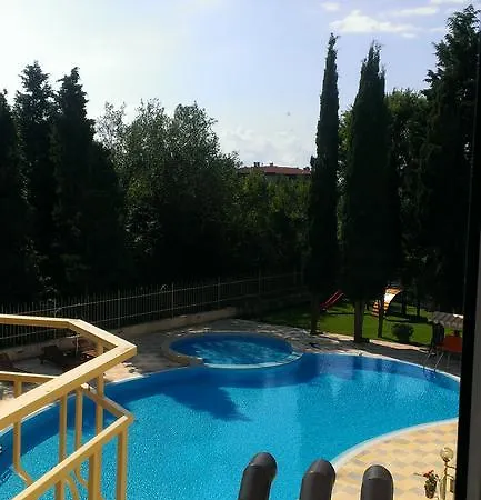Apartcomplex Ritza Aparthotel Sveti Konstantin